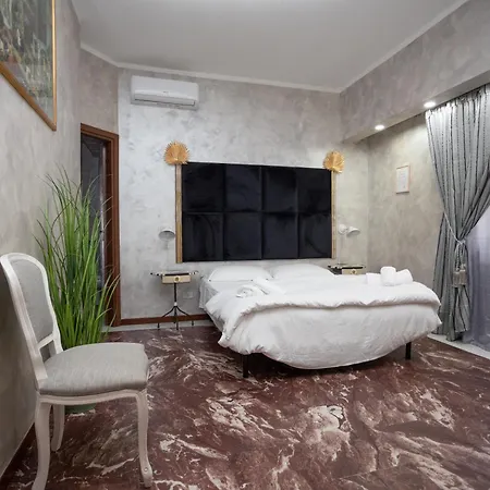 Casa Romana-2